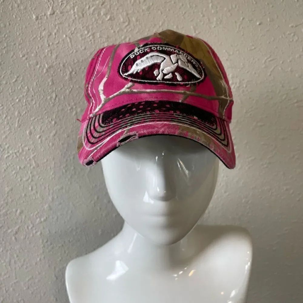 Paramount Outdoors Duck Commander Baseball Cap EUC